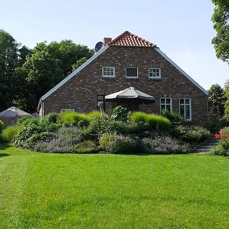 Pilsumer Warfthaus Krummhörn