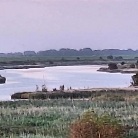 Pilsumer Warfthaus Σπίτι διακοπών *