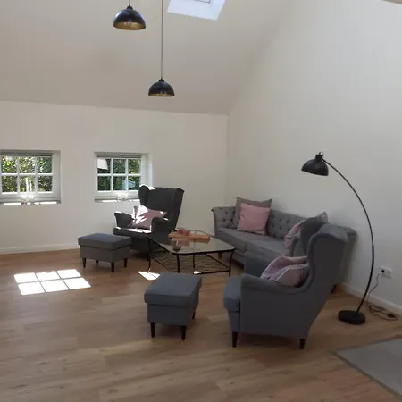 Pilsumer Warfthaus Дом отдыха Крумхёрн